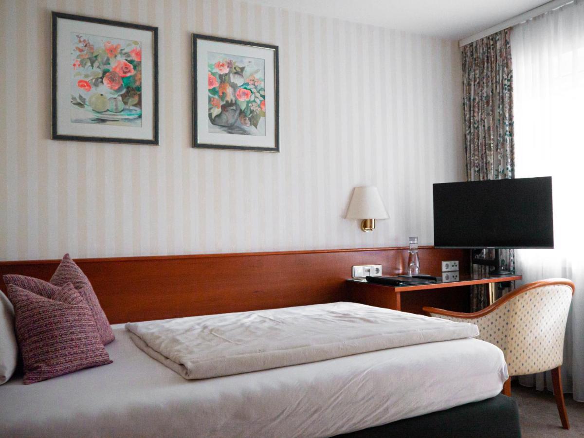 Bad Wünnenberg Parkhotel מראה חיצוני תמונה