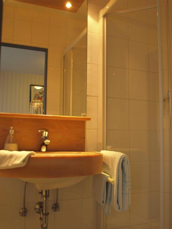 Bad Wünnenberg Parkhotel מראה חיצוני תמונה